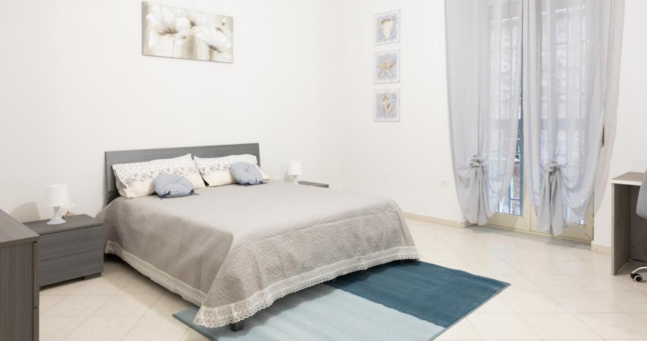 Decumani Apartments - Nel Cuore Di Napoli Buitenkant foto