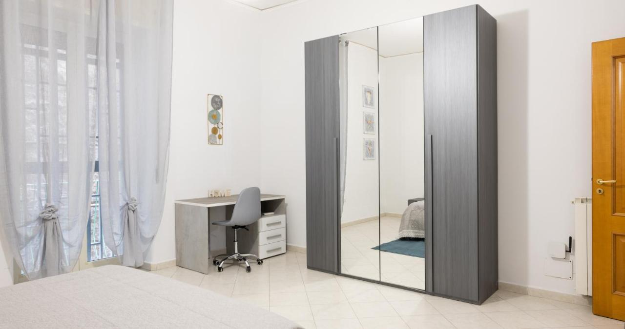 Decumani Apartments - Nel Cuore Di Napoli Buitenkant foto