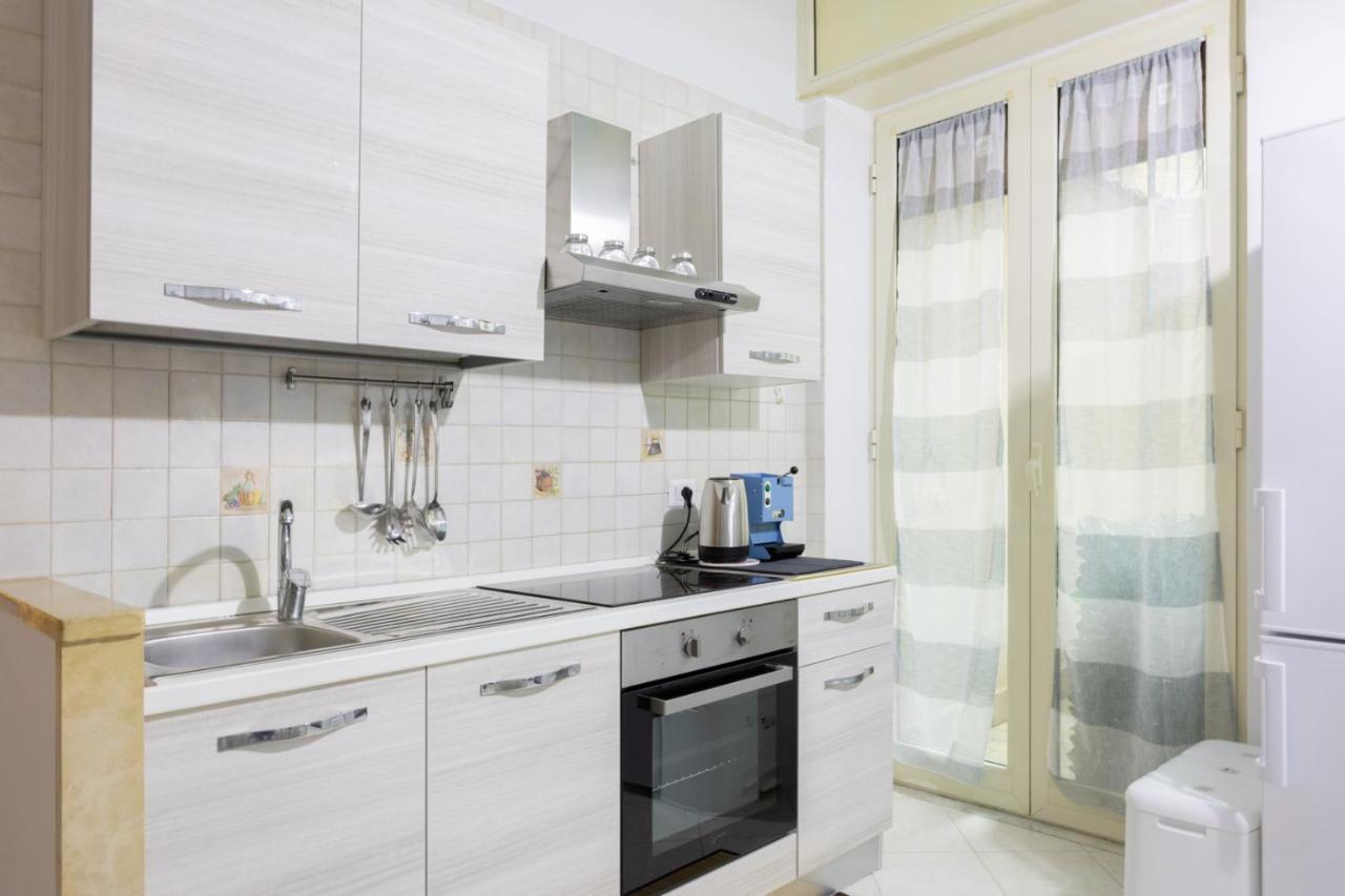 Decumani Apartments - Nel Cuore Di Napoli Buitenkant foto